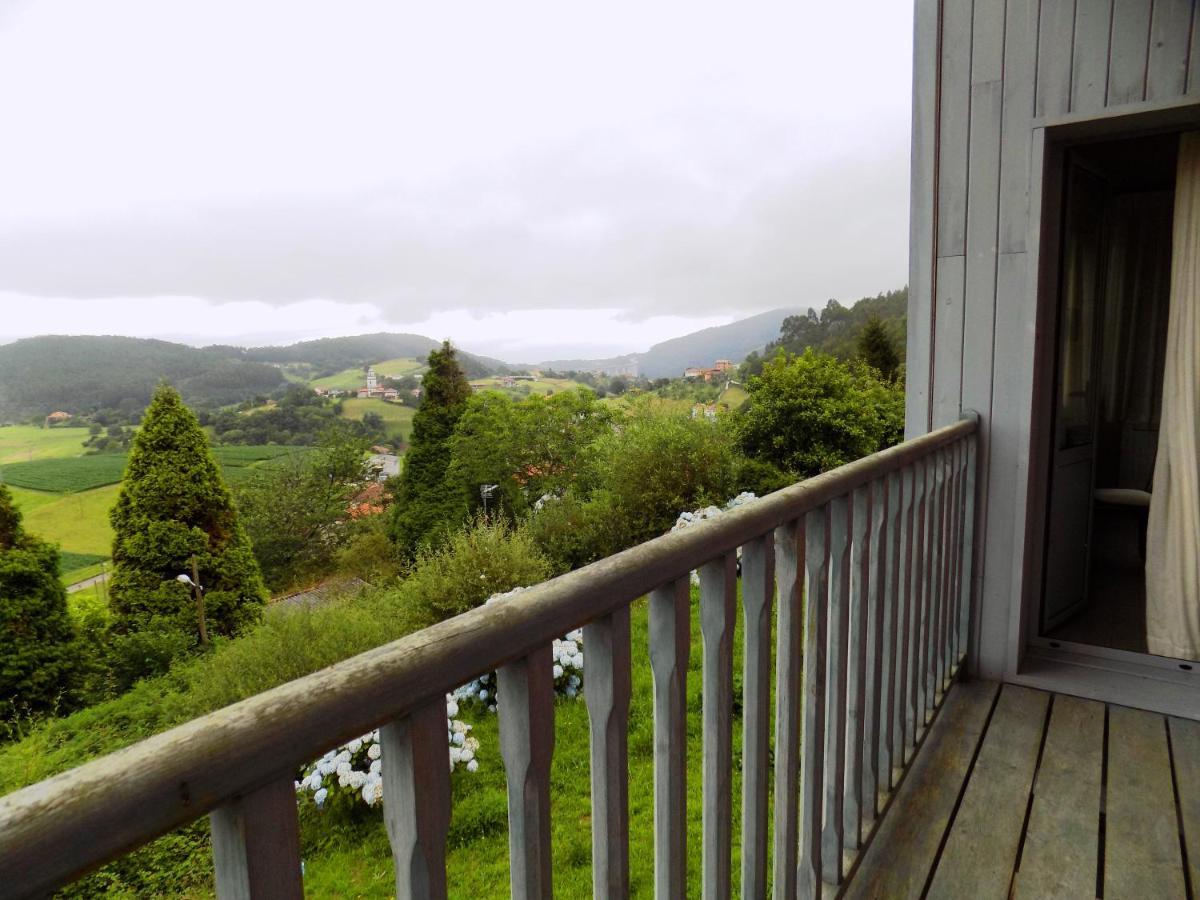 Casa De Babel Bed and Breakfast Cudillero Eksteriør billede